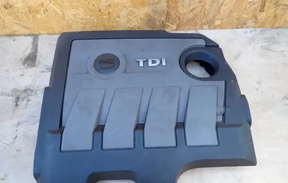 Seat Ibiza IV (6J,6P) Engine cover (trim) 03L103925J