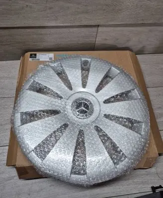 Mercedes-Benz B W247 R16 wheel hub/cap/trim A2474000600