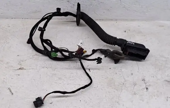 Mercedes-Benz C W205 Front door wiring loom A0025450830