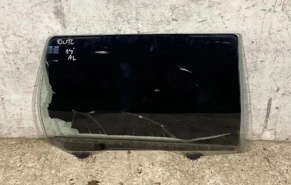 Mitsubishi Outlander Rear door window glass