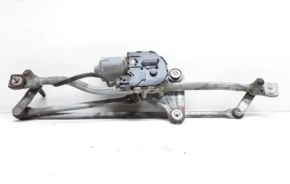 Volvo V70 Front wiper linkage and motor 30796358 1137328504