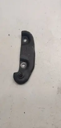 Volkswagen PASSAT B8 Shock absorber/damper mounting bracket 3g9827427