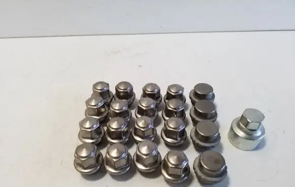 Ford Kuga III Nuts/bolts 