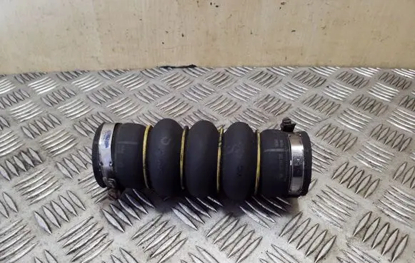 Citroen DS4 Intercooler hose/pipe 9686000180