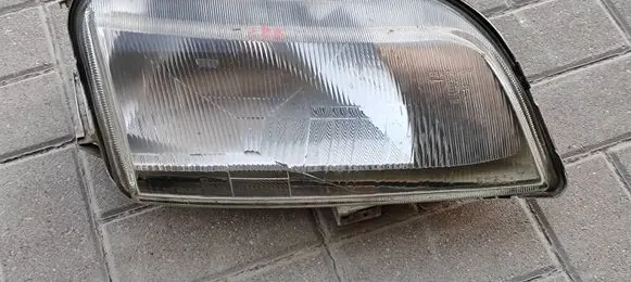 Volkswagen Sharan Headlight/headlamp 1305235255