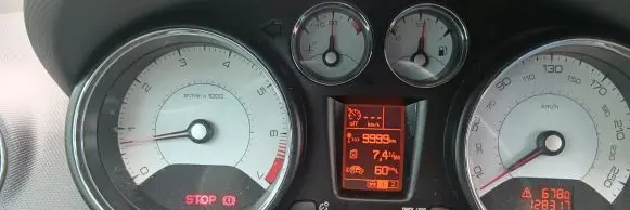 Peugeot 308 Speedometer (instrument cluster) 9666642480 503001556131 2DFTZ6D1