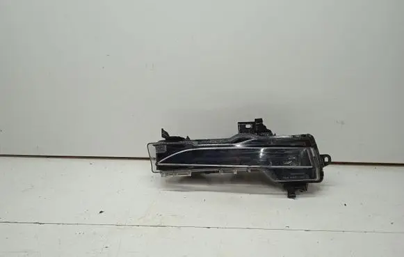 Tesla Model 3 Front fog light 1077739600C