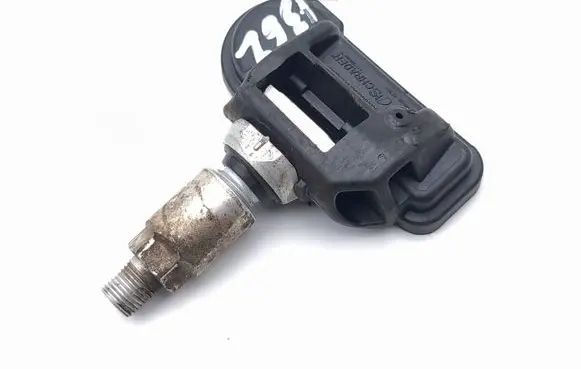 Mercedes-Benz CLS C218 AMG Tire pressure sensor A0009050030