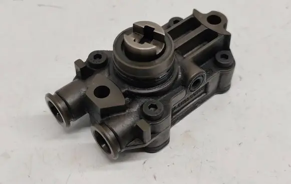 Mercedes-Benz C W203 Fuel injection high pressure pump A6110900350 6110900350 0440020027