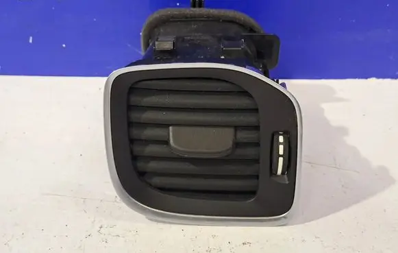 Volvo V60 Dashboard air vent grill cover trim 30791697