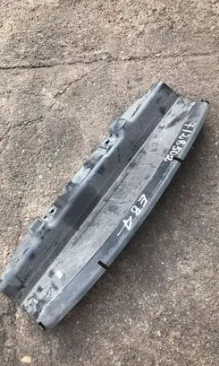 BMW 1 E82 E88 Radiator trim 7128502