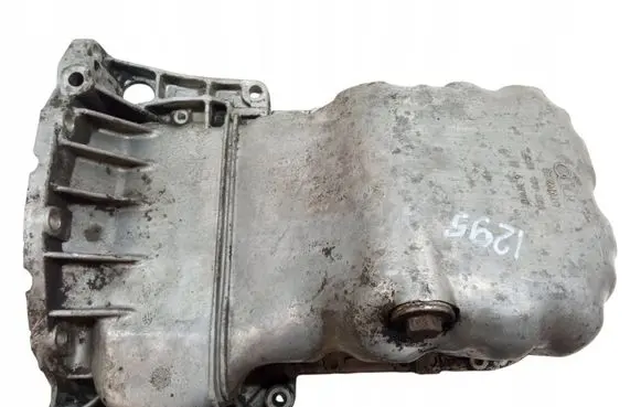 Audi A4 S4 B5 8D Oil sump 058103603
