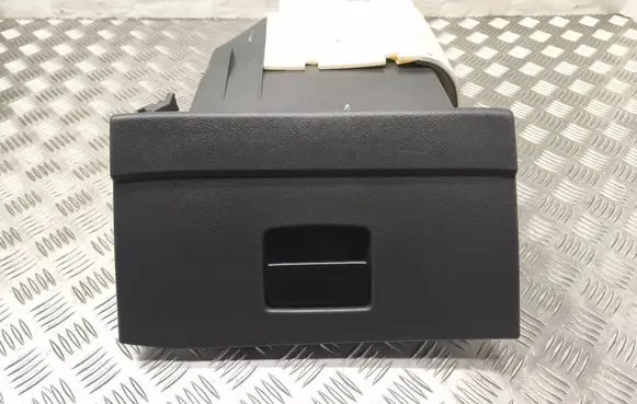 Ford Mondeo MK IV Glove box 7S71A06010AL 06549003L1 0620101554