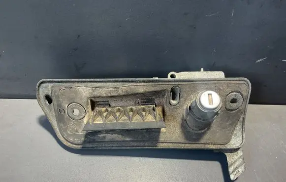 Volkswagen Caddy Loading door exterior handle 2K0827565