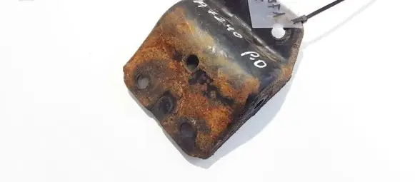 Nissan Primera Bracket in trunk/boot 