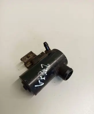 Honda CR-V Windscreen/windshield washer pump