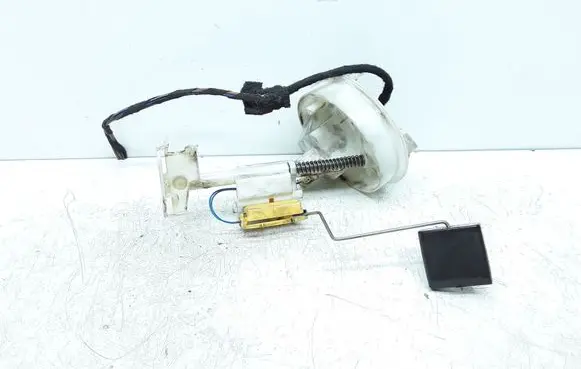 Mercedes-Benz CLS C219 Fuel level sensor A2114701641 1582881000