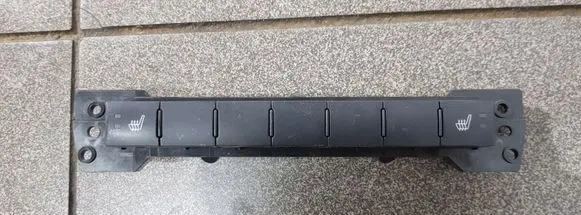 Jeep Grand Cherokee (WK) Seat heating switch P04602840AC