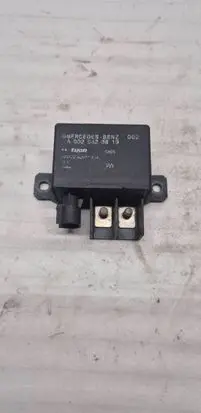 Mercedes-Benz E W211 Charging relay A0025423819