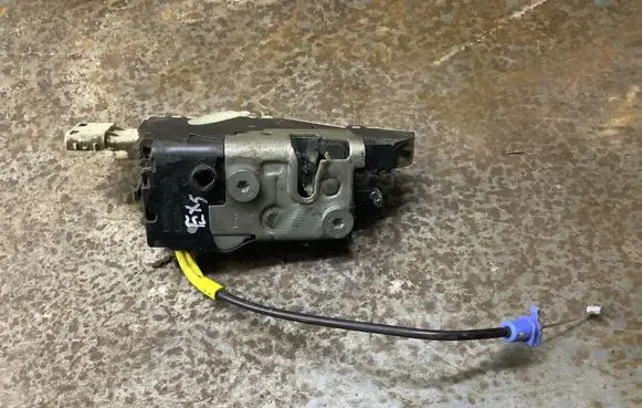 Peugeot Expert Rear door lock 9681336380 40847149