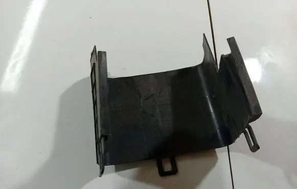 Volkswagen Jetta V Battery box tray 1K0915336B