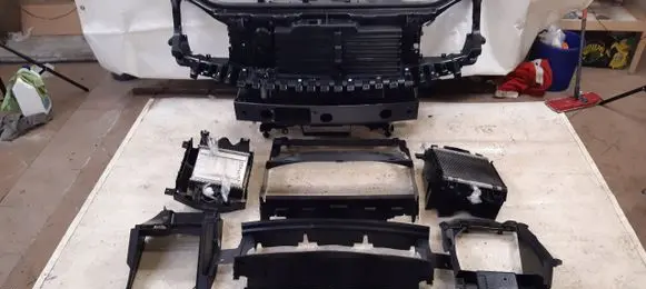 Land Rover Range Rover L405 Radiator support slam panel
