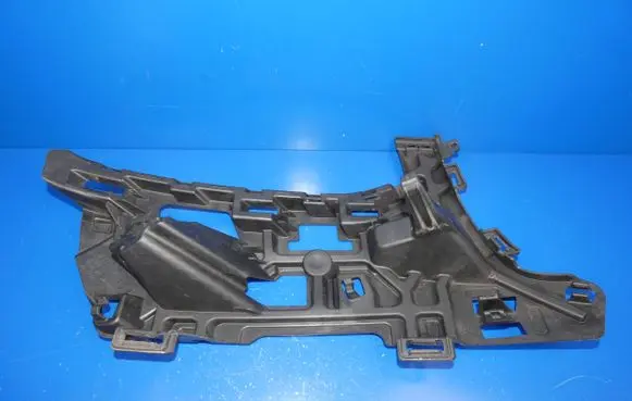 Volvo XC90 Front bumper mounting bracket 31353370