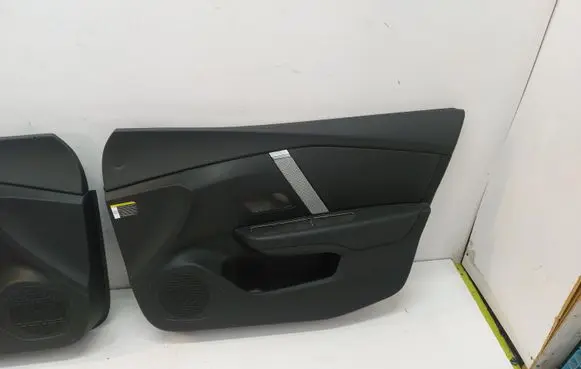 Citroen C4 III e-C4 Front door card panel trim