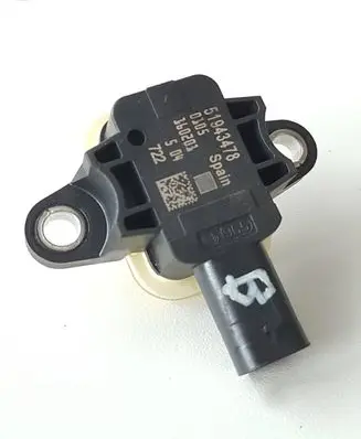Fiat 500X Airbag deployment crash/impact sensor 51943478 0105 160201