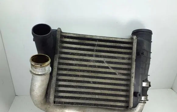 Audi A6 S6 C6 4F Intercooler radiator 4F0145805E