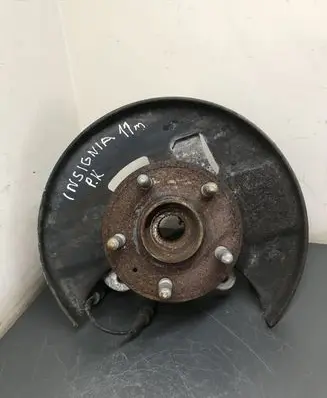 Opel Insignia A Front wheel hub