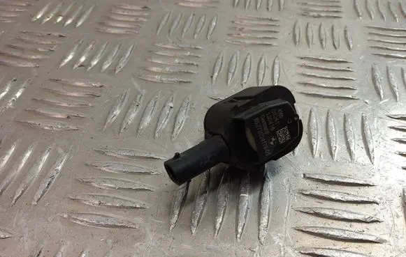 BMW 5 F10 F11 Airbag deployment crash/impact sensor 9224178