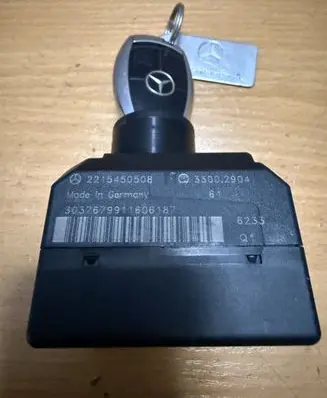 Mercedes-Benz S W221 Ignition lock 2215450508