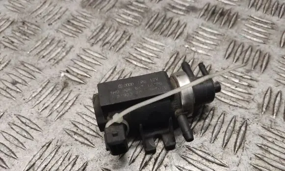 Volkswagen PASSAT B5 Turbo solenoid valve 1h0906627