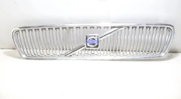 Volvo V50 Front grill