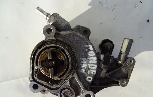 Ford S-MAX Vacuum pump D171B1A