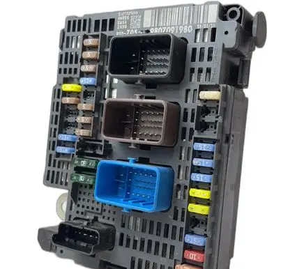 Citroen C4 II Picasso Fuse box set 9807091980 Z05