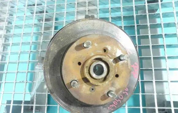 Suzuki Swift Cultus Front wheel hub spindle knuckle IMPRK1306030