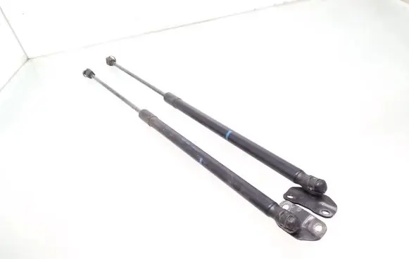 Opel Corsa D Tailgate strut 13182537 9228UZ0240N