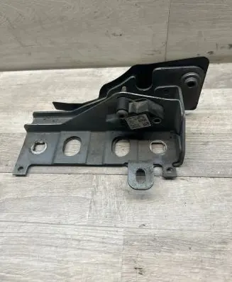 Land Rover Discovery 4 - LR4 Airbag deployment crash/impact sensor YDB500141 00009400A6