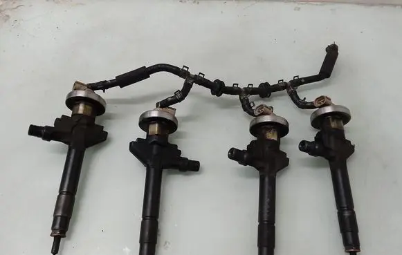 Mazda 6 Fuel injectors set 13H50A