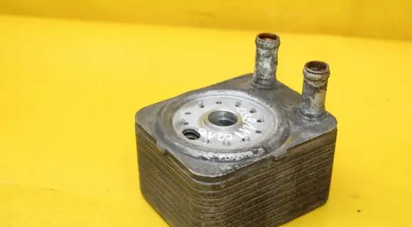 Engine oil radiator