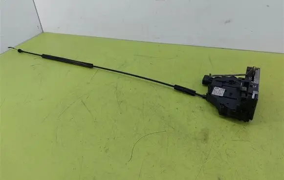 Fiat Grande Punto Front door lock 51797561
