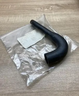 Mercedes-Benz Sprinter W901 W902 W903 W904 Engine coolant pipe/hose A9015012582
