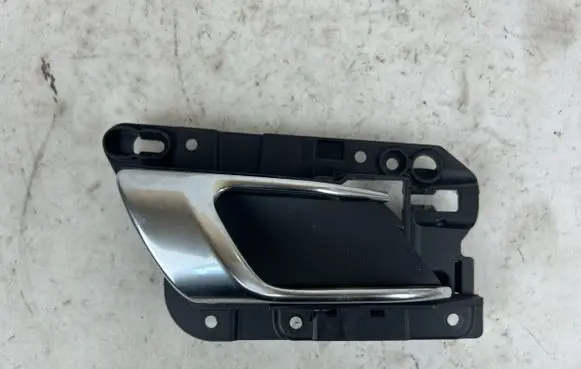 Porsche Macan (95B) Front door interior handle 95B837020