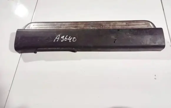Chevrolet Captiva Front sill trim cover 96630458