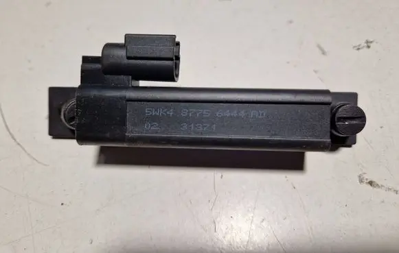 Renault Kadjar Keyless system antenna 4080806900