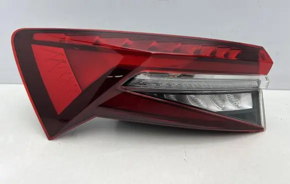 Skoda Kodiaq Rear/tail lights 565945207B