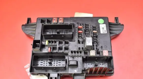Opel Insignia A Fuse box set 13277318