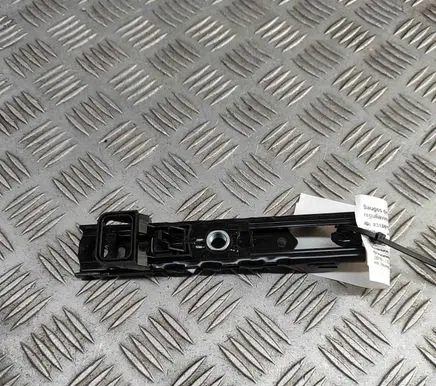 Audi Q3 F3 Seat belt height adjuster 4M0857819A
